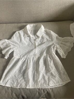 NWOT White Babydoll Eyelet boho Top, Medium